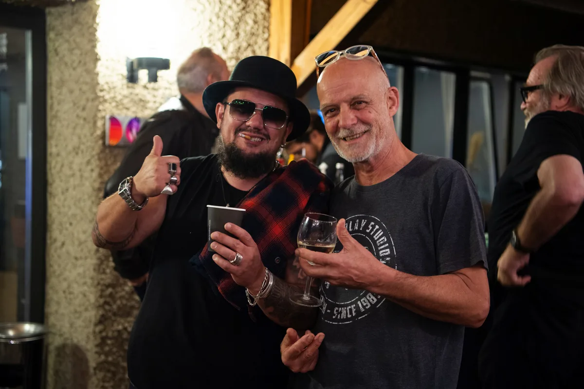 Marc Amacher mit Urs Lee (rechts).